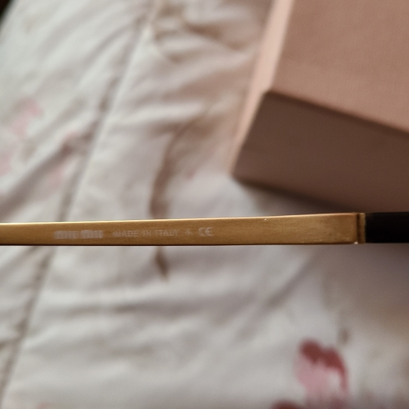 Miu Miu Sunglasses - Picture 4 of 4
